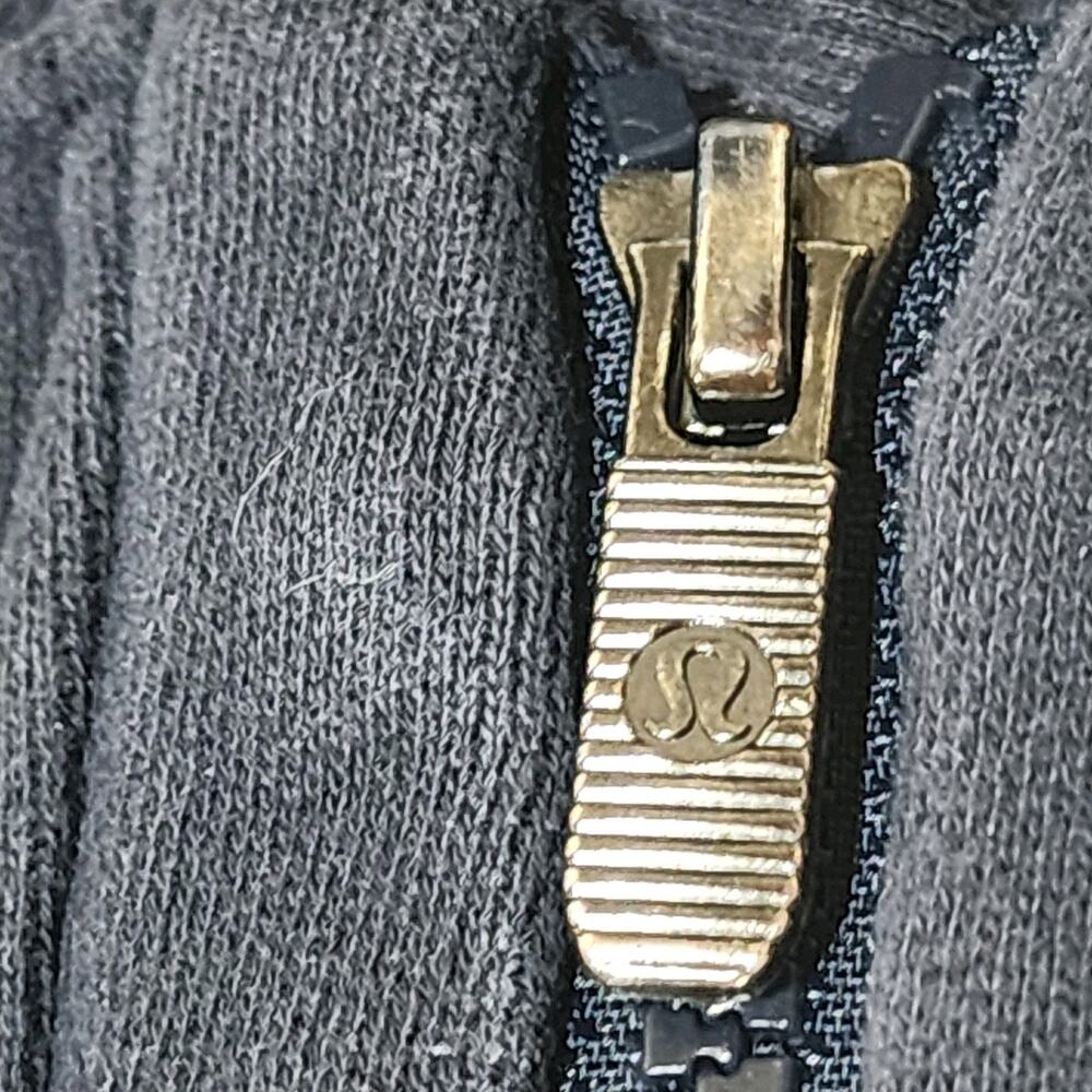 Lululemon Back to it Wrap Sweatshirt Jacket Blue Asymmetrical Zip Up Women's 8 - Picture 3 of 5
